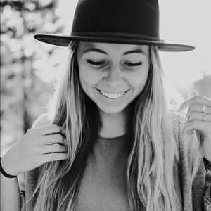 Meet your Posher, Noel